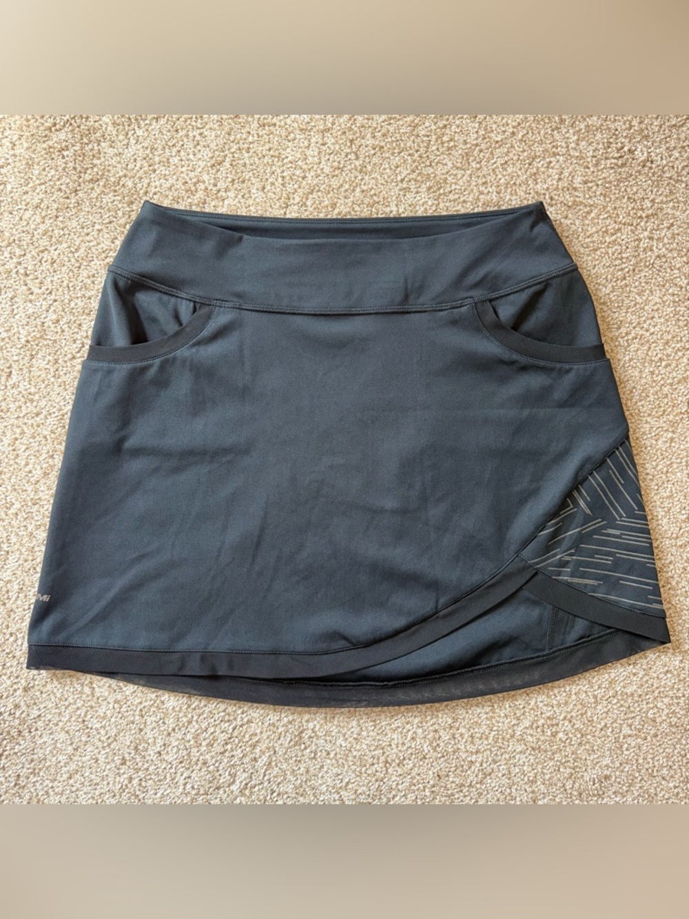 Pearl Izumi Cycling Sugar Skirt‎ Black Pull On Pockets NO LINER Women’s Medium